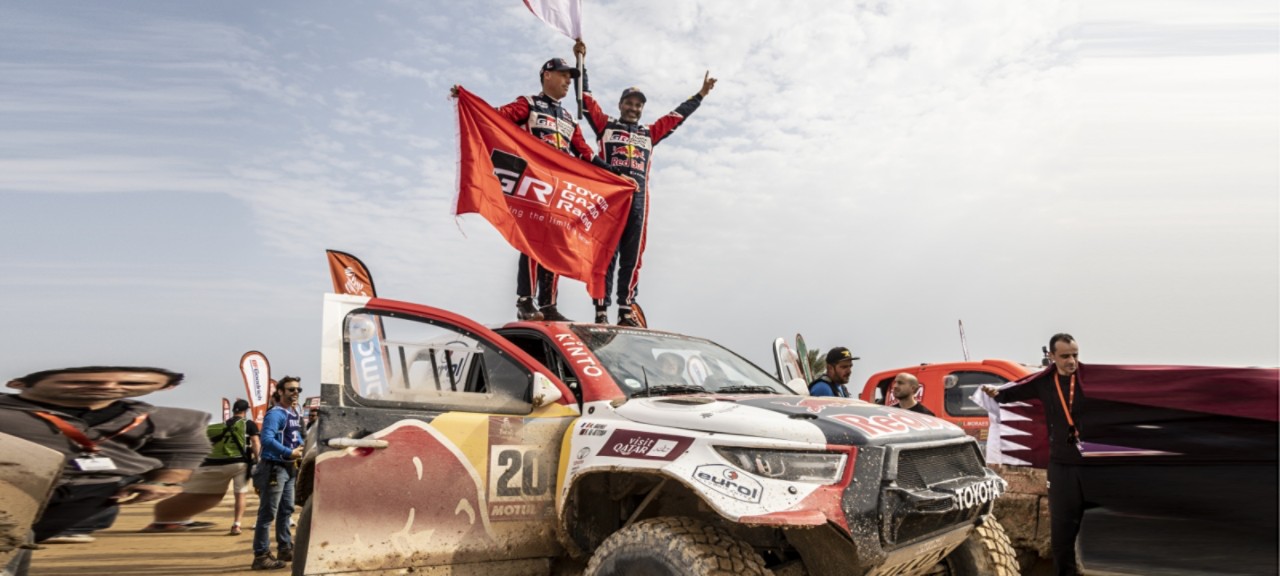 Zespół TOYOTA GAZOO Racing triumfuje w Rajdzie Dakar